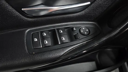 BMW 3 Series (F30) 320d 2018 30