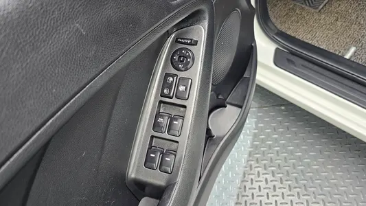 Kia K3 2013 17