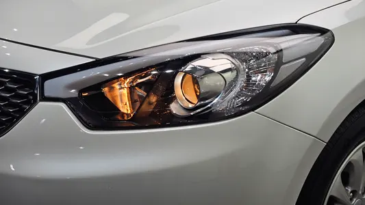Kia K3 2013 22