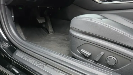 Hyundai (DN8) 2.0 2022 16