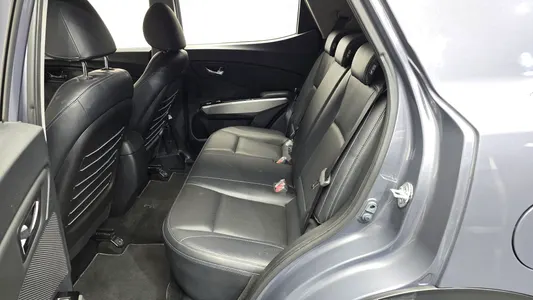 KG Mobility Tivoli LX 2WD 2015 11