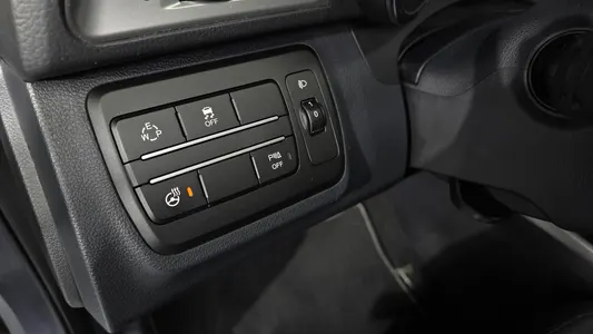 KG Mobility Tivoli LX 2WD 2015 20