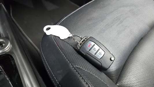 KG Mobility Tivoli LX 2WD 2015 30