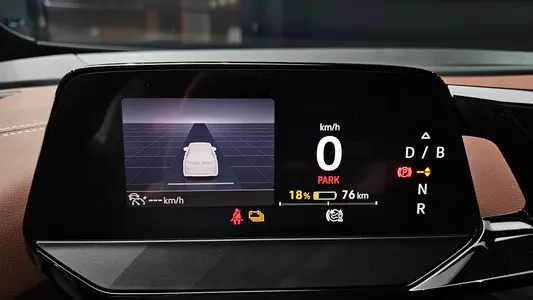 Volkswagen ID.4 2023 8