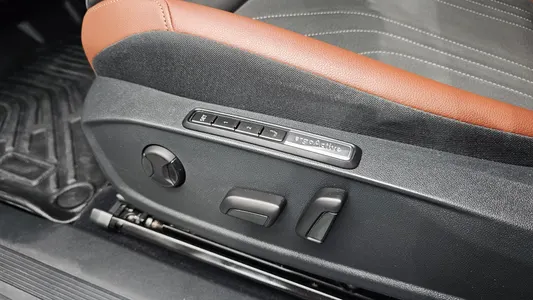 Volkswagen ID.4 2023 32