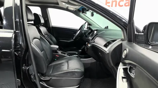 KG Mobility C 2.0 DX 2WD 2015 11