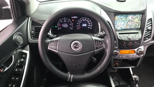 KG Mobility C 2.0 DX 2WD 2015 12