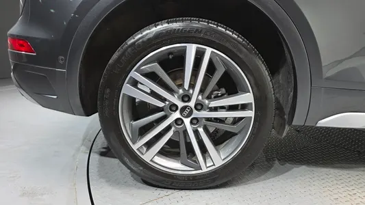 Audi Q5 (FY) 40 TDI 2022 5