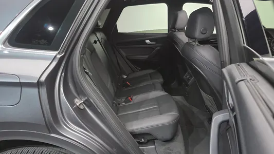 Audi Q5 (FY) 40 TDI 2022 12