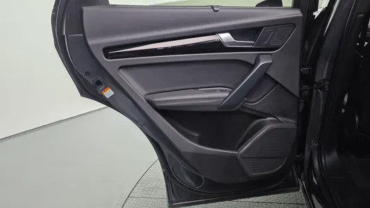Audi Q5 (FY) 40 TDI 2022 25