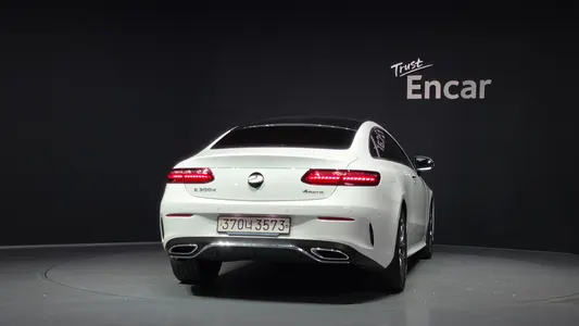 Mercedes-Benz E-Class W213 E300d 4MATIC 2023 4