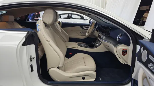 Mercedes-Benz E-Class W213 E300d 4MATIC 2023 11