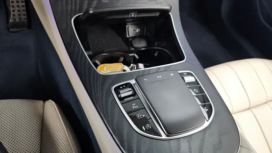 Mercedes-Benz E-Class W213 E300d 4MATIC 2023 19