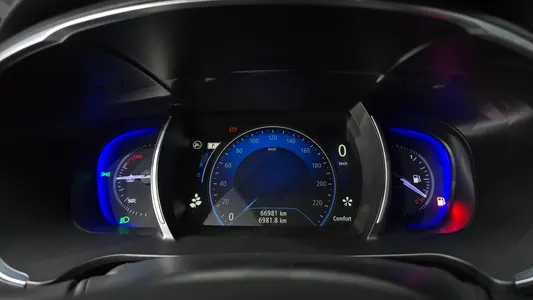 Renault Korea SM6 2.0 GDe LE 2016 8