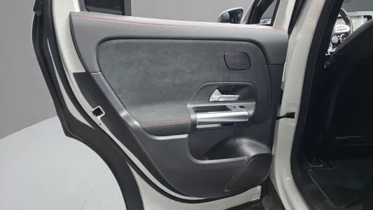Mercedes-Benz EQA H243 EQA250 AMG 2022 25