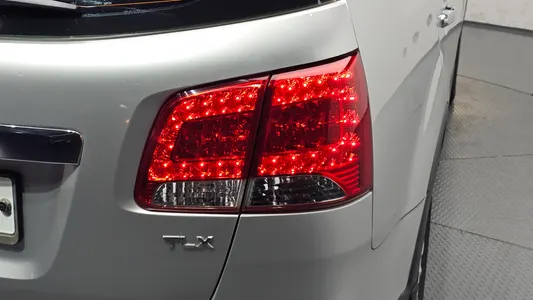 Kia R 2.0 2WD TLX 2012 23
