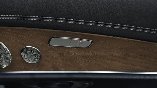 Mercedes-Benz E-Class W213 E300e 4MATIC 2021 18