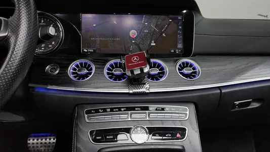 Mercedes-Benz E-Class W213 E220d 2018 12