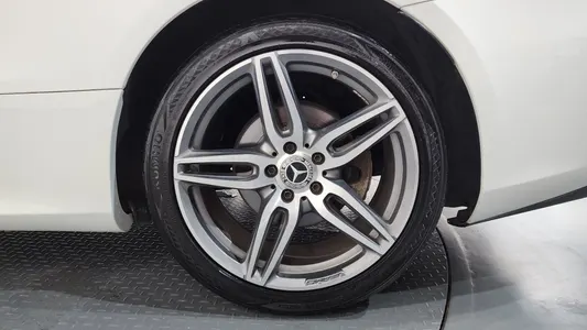 Mercedes-Benz E-Class W213 E220d 2018 21