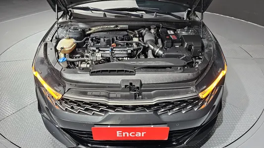 Kia K5 3 1.6 2021 6