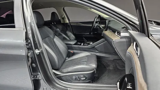 Kia K5 3 1.6 2021 26