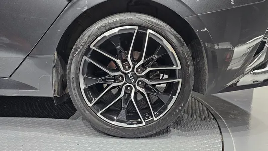 Kia K5 3 1.6 2021 21