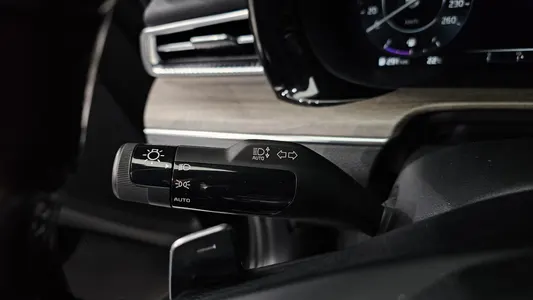 Kia K5 3 1.6 2021 28