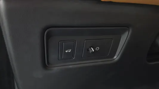 Land Rover 2 3.0 SDV6 AB 2018 18