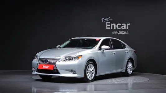 Lexus ES300h 2012