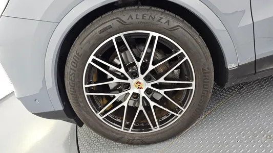 Porsche (PO536) 3.0 2024 5