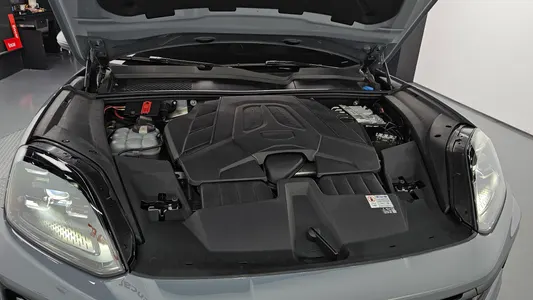 Porsche (PO536) 3.0 2024 6