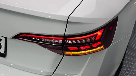 Volkswagen 7 1.5 TSI 2024 23
