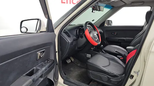 Kia Soul 1.6 2U 2010 10