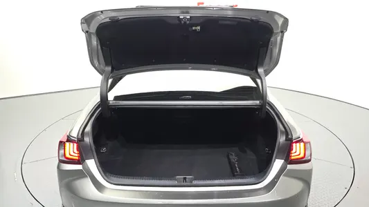Lexus ES300h 7 2019 20