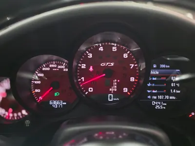 Porsche 911 GTS 2015 8