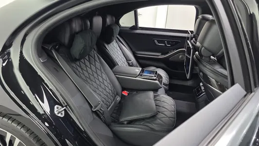 Mercedes-Benz S-Class W223 S580L 4MATIC 2021 11