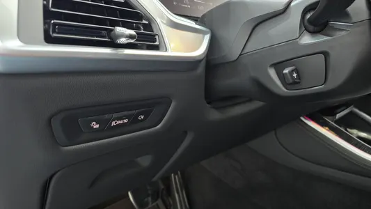 BMW X5 (G05) xDrive 40i M 2024 27