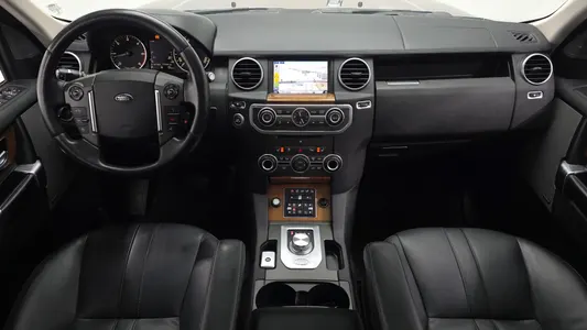 Land Rover 4 3.0 SDV6 SE 2016 7
