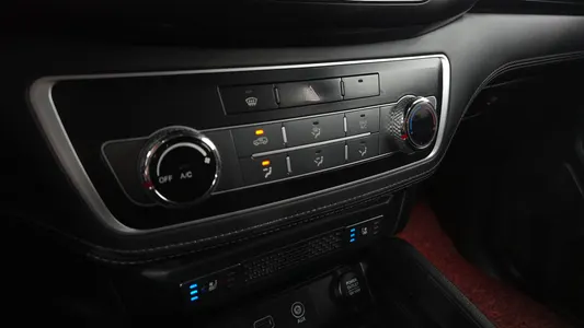 KG Mobility 렉스턴 스포츠 2.2 2WD 2019 17