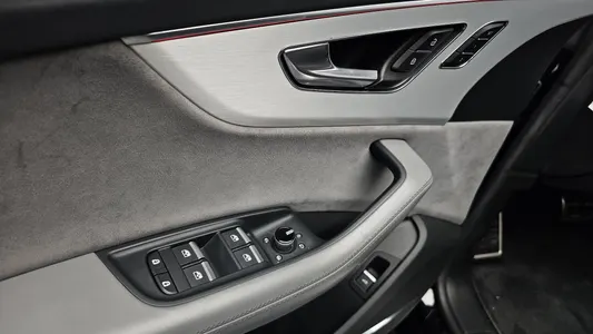 Audi Q8 (4M) 55 TFSI 2021 18