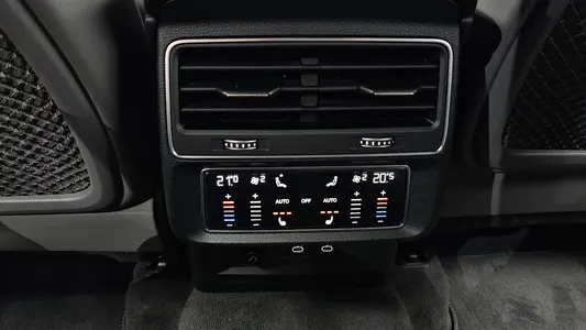 Audi Q8 (4M) 55 TFSI 2021 19