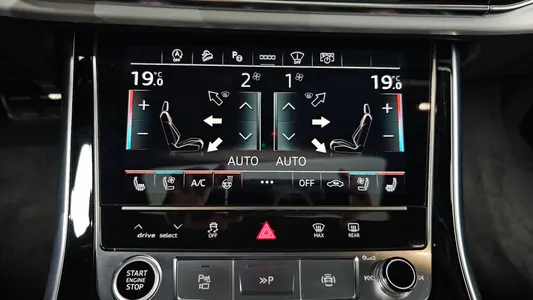 Audi Q8 (4M) 55 TFSI 2021 28