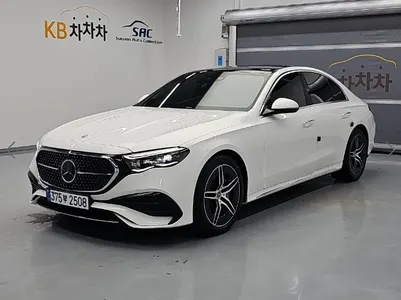 Mercedes-Benz E-Class W214 E300 4MATIC AMG Line 2025
