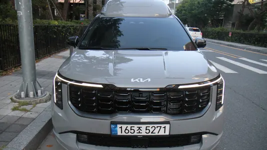 Kia 4 HEV 9 () 2024