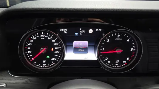 Mercedes-Benz E-Class W213 E220d 2020 8