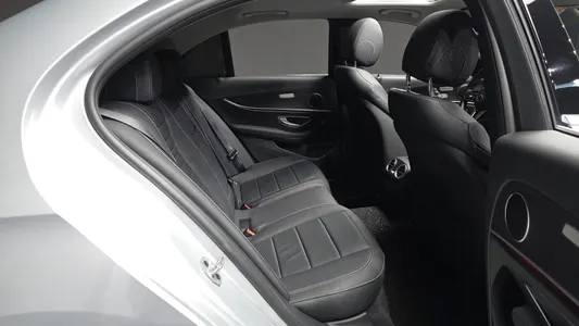 Mercedes-Benz E-Class W213 E220d 2020 12
