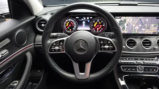Mercedes-Benz E-Class W213 E220d 2020 13