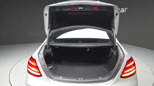 Mercedes-Benz E-Class W213 E220d 2020 20