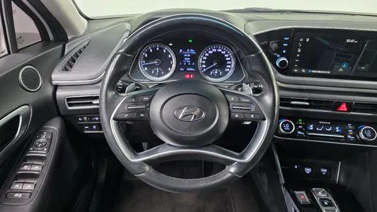 Hyundai (DN8) 2.0 2019 13