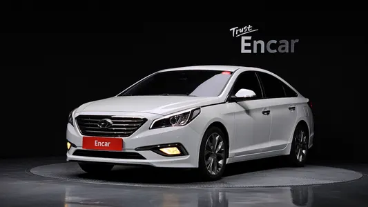 Hyundai LF 2.0 2015